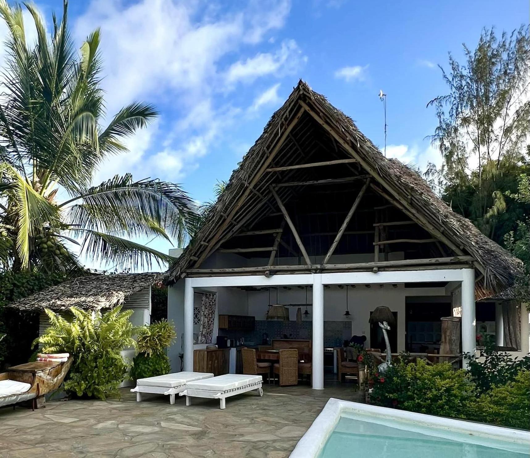 Dama Villa Ватаму Екстериор снимка